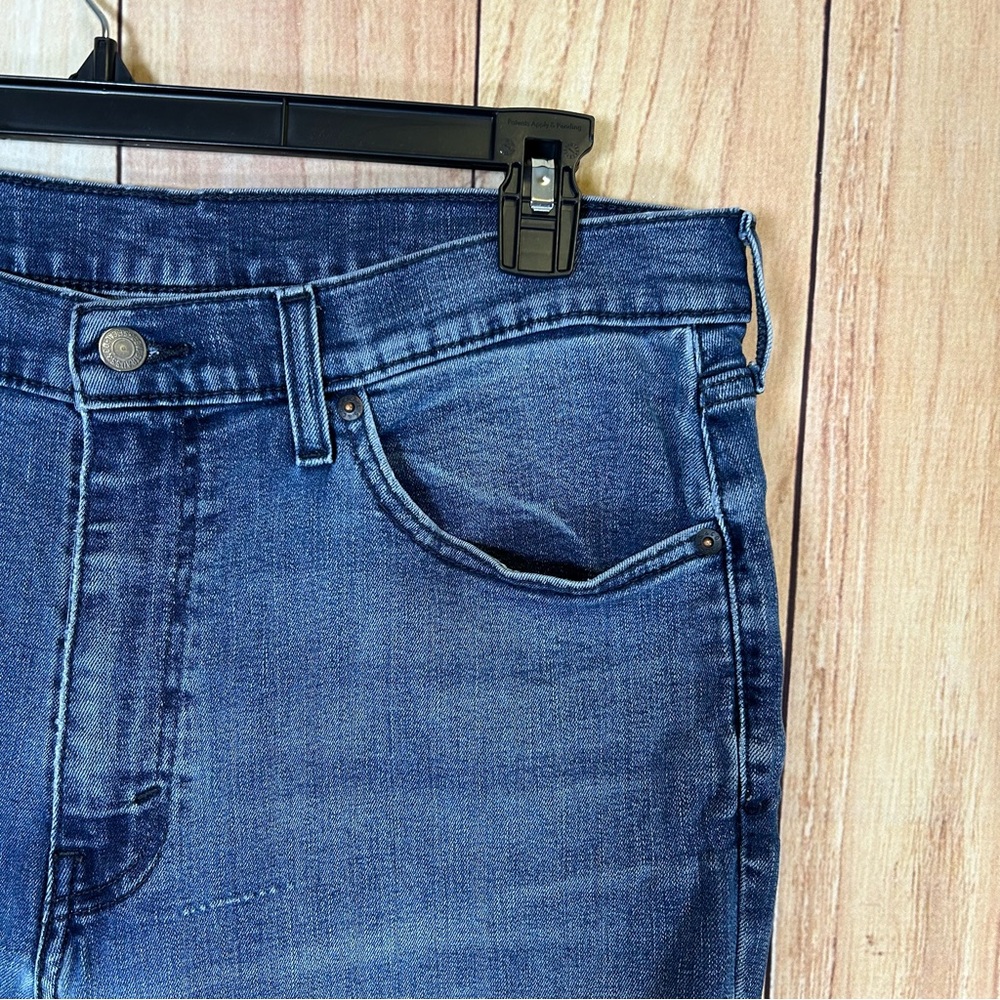 Levi’s Men's Jeans Size 36 X 28.5 Blue Denim Relaxed Fit Work Pants Medium Wash - Picture 5 of 17